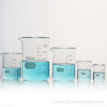 Lab Borosilicate Glassware: Low, Tall Form Glass Beakers with Spouts